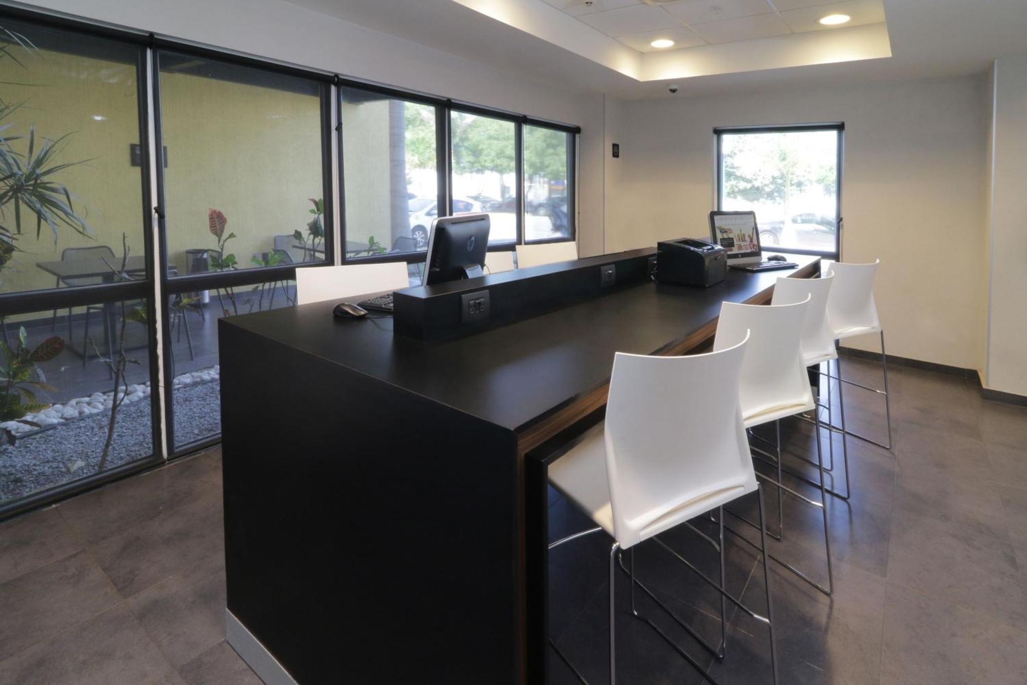 City Express By Marriott Ciudad Victoria Luaran gambar